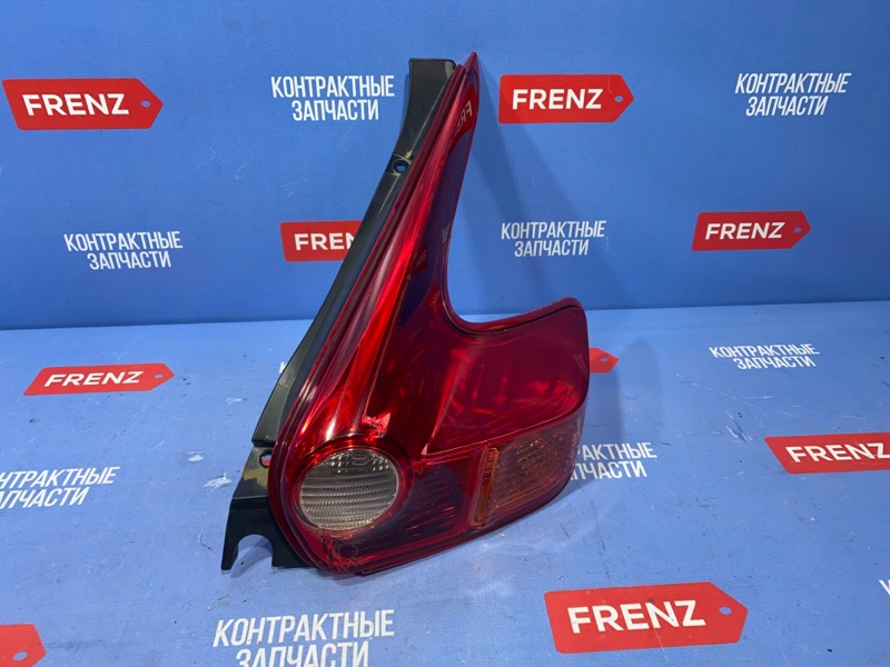Фонарь правый Nissan Juke 2010-2015 YF15 265501KA0A контрактная