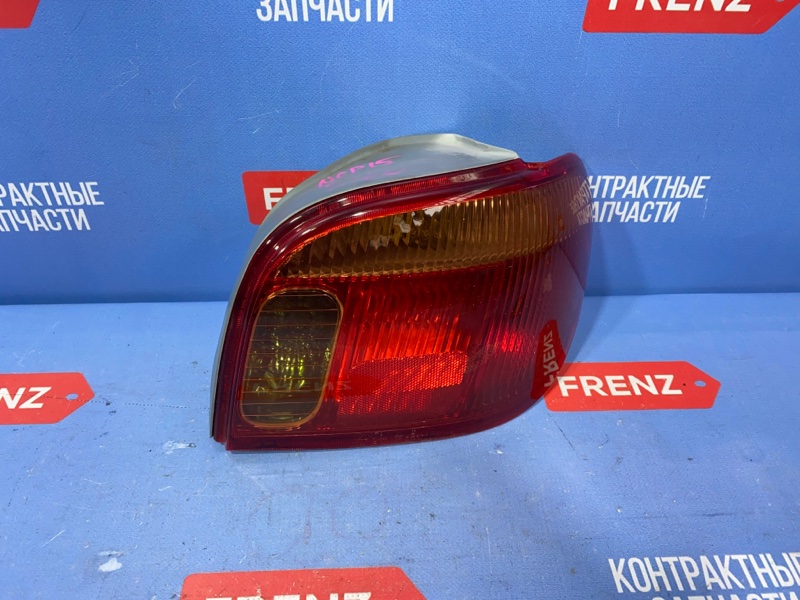 Фонарь правый Toyota Yaris 1999-2005 NCP10 81560-52010 контрактная