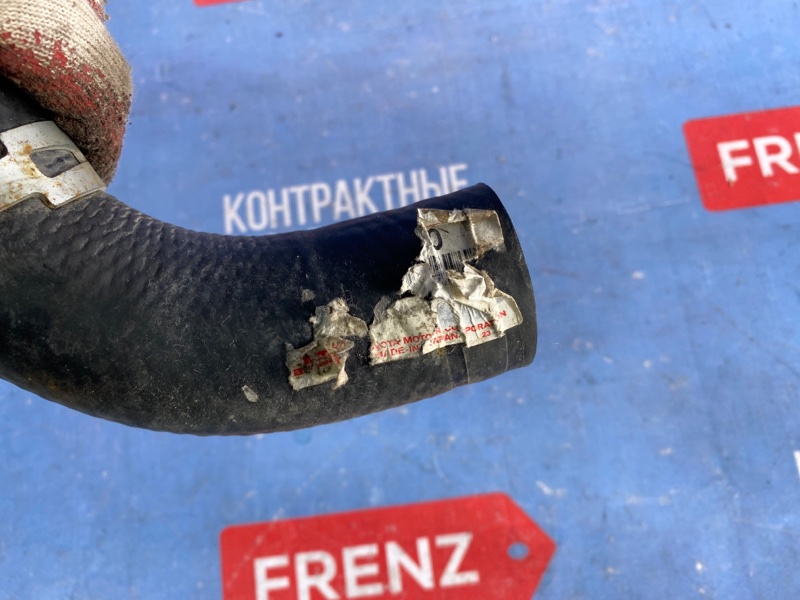 Патрубок радиатора Toyota Land Cruiser 105