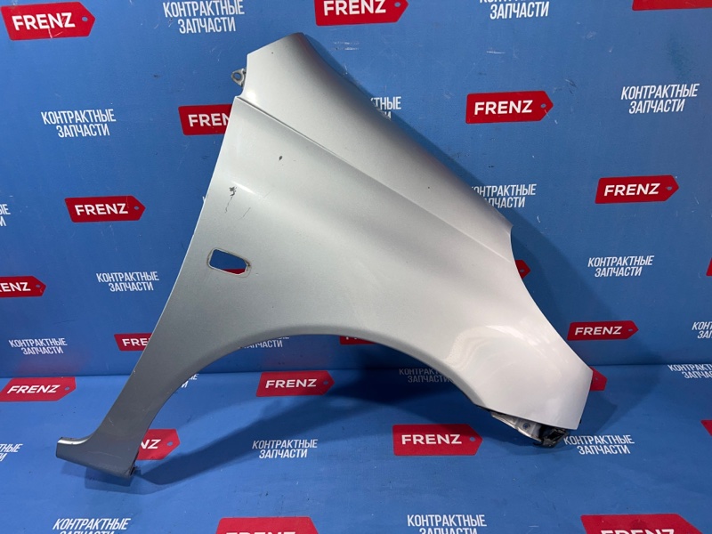 Крыло переднее правое Toyota Funcargo 1999-2005 NCP20 5381152020 контрактная