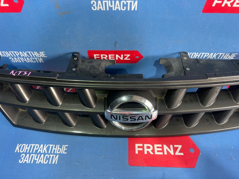 Решетка радиатора Nissan X-trail T31