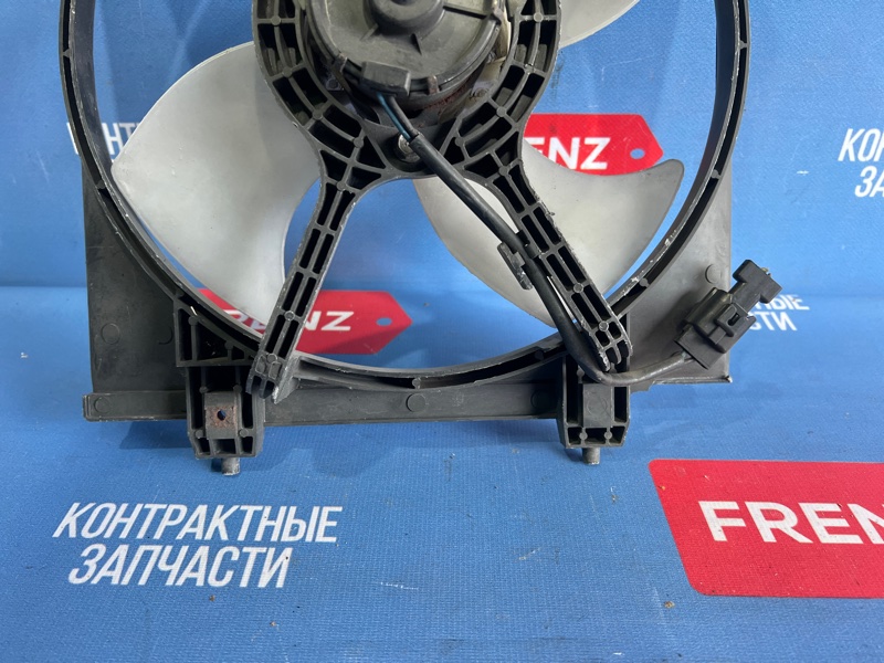 Диффузор радиатора правый Subaru Outback BH