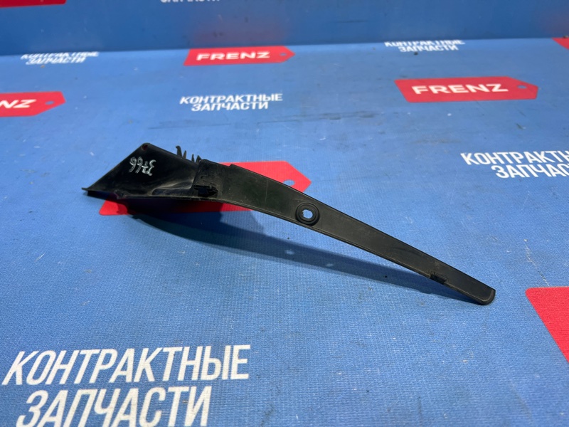 Уголок жабо правый XV 2011-2017 GP