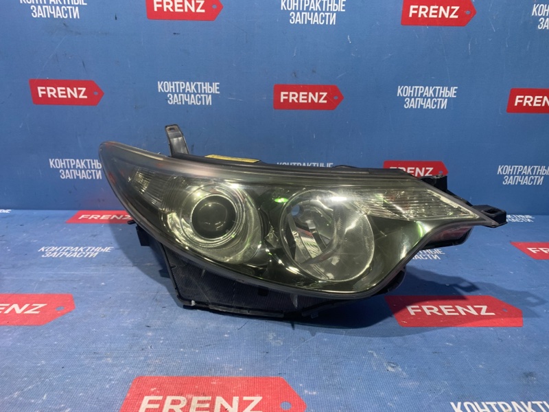 Фара ксеноновая правая Toyota Estima 2006-2008 ACR50 81110-28A10 Б/У