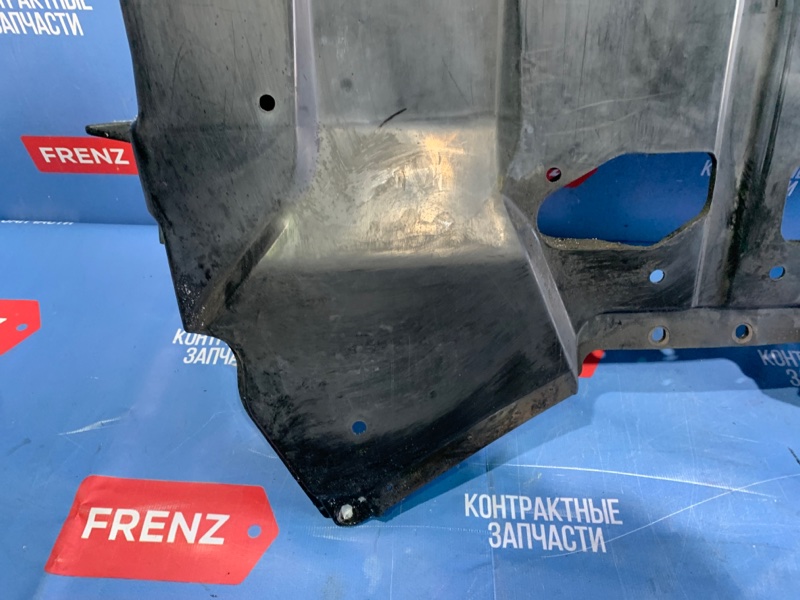 Пыльник двигателя Outback 1998-2003 BH