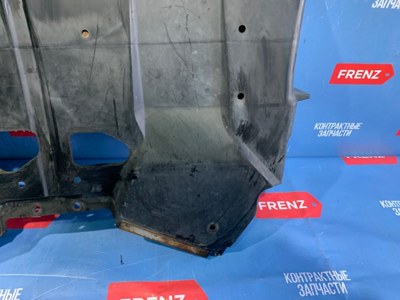 Пыльник двигателя Outback 1998-2003 BH