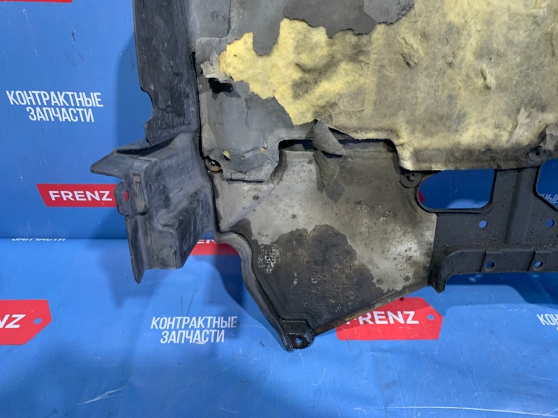 Пыльник двигателя Outback 1998-2003 BH