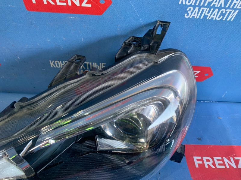 Фара ксеноновая левая BRZ 2011-2021 ZC