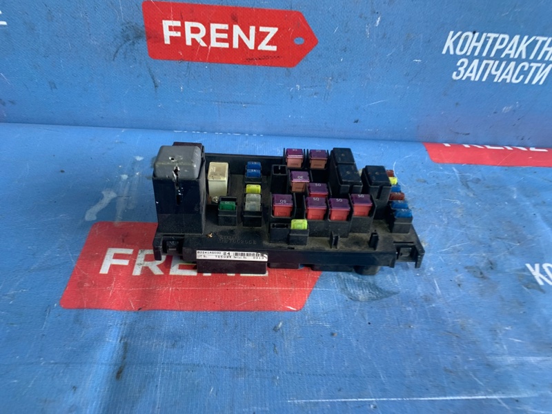 Блок предохранителей под капот Subaru Outback 2003-2009 BP 82241AG030 Б/У
