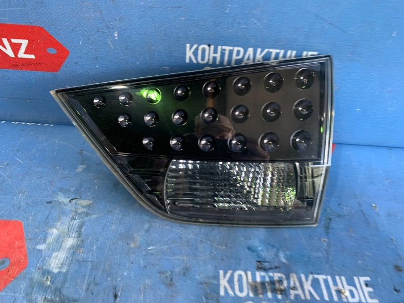 Фонарь правый Mitsubishi Outlander 2005-2012 CW5W 8331A064 Б/У