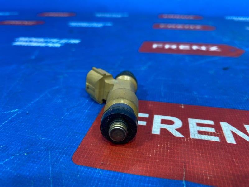 Форсунка топливная Subaru Outback BP