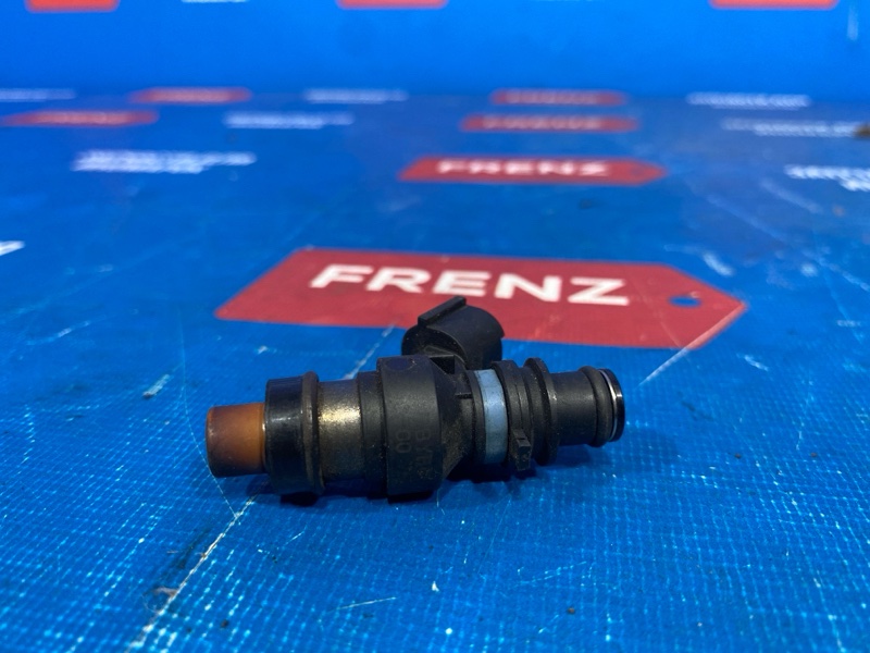 Форсунка топливная Subaru Impreza 2007-2011 GH 16600AA250 контрактная
