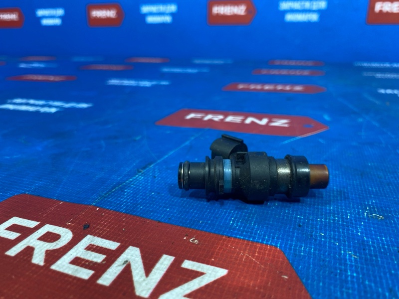 Форсунка топливная Subaru Impreza GE Форсунка топливная Subaru Impreza GE