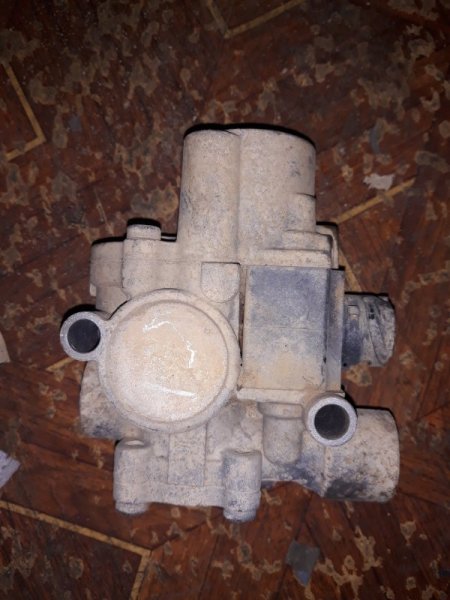 Кран abs Daf Xf 95 Кран abs Daf Xf 95