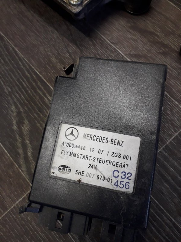 Блок управления зажиганием Mercedes-Benz