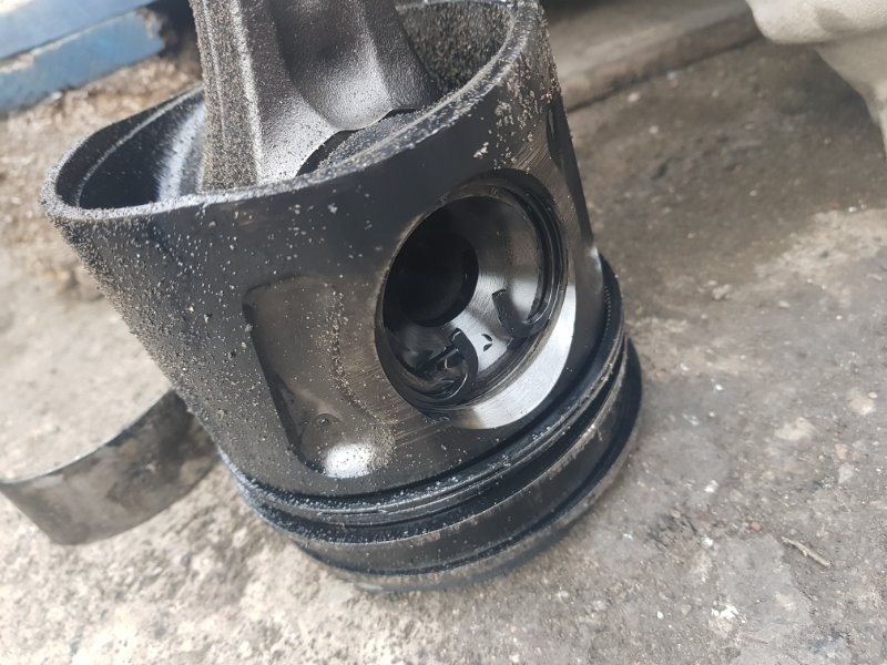 Поршень Man D 2066 Поршень Man D 2066