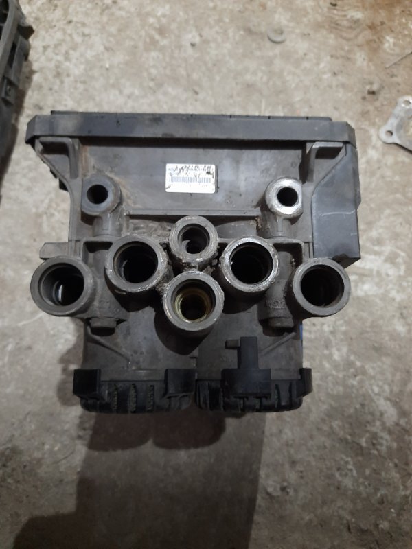 Модулятор ebs Volvo Fm Fh Модулятор ebs Volvo Fm Fh