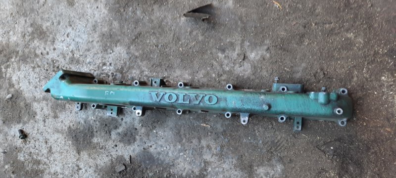 Патрубок водяной Volvo Fm 9 Патрубок водяной Volvo Fm 9