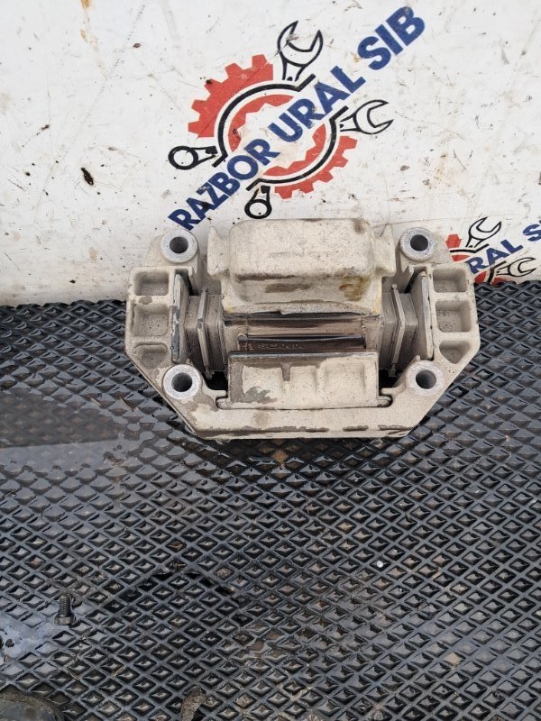 Опора кпп Scania G 400 DC 13103 L01 6965921 2016