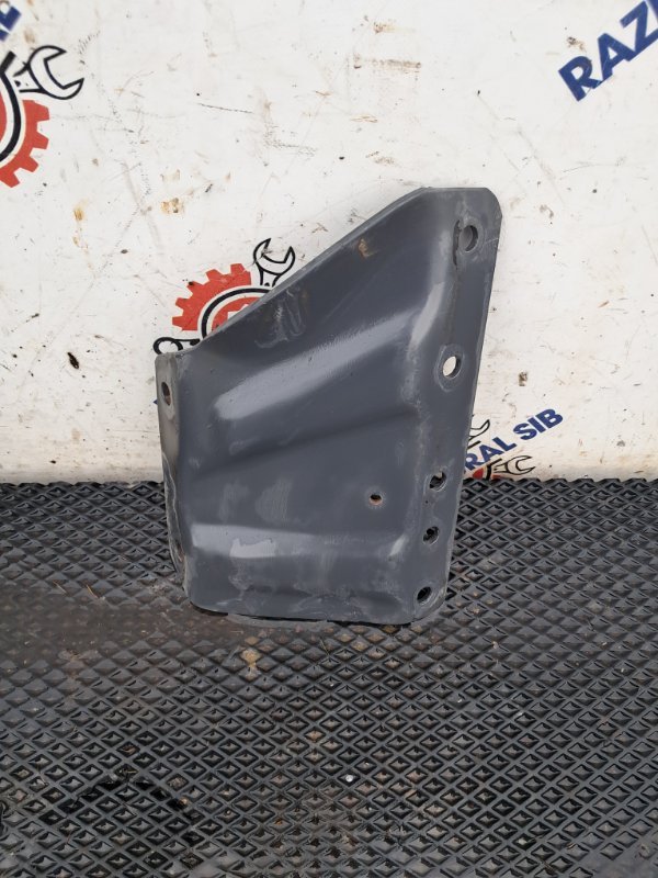 Кронштейн траверсы Scania G 400 DC 13103 L01 6965921 2016 передний левый