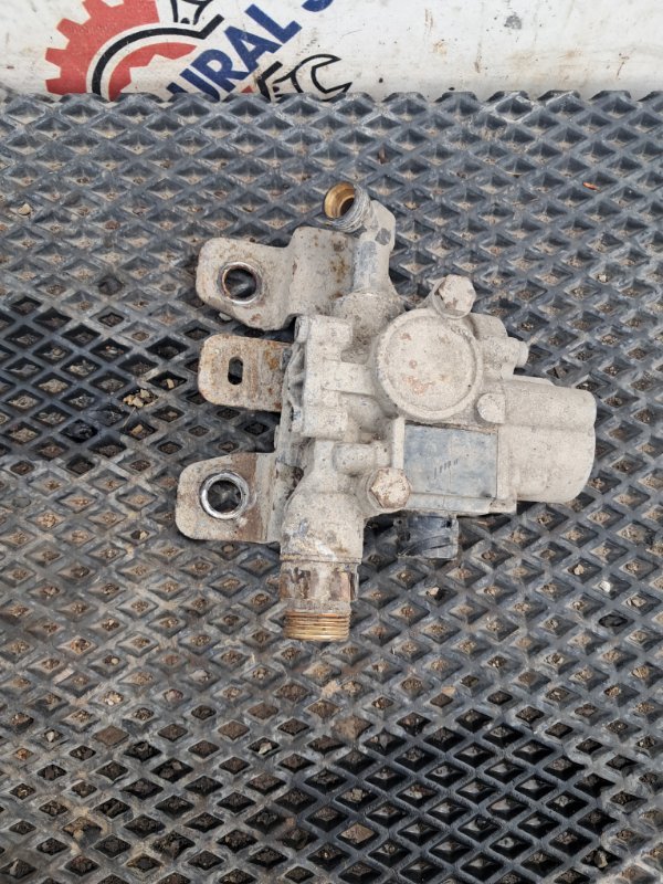 Кран abs Scania G 400 DC 13103 L01 6965921 2016