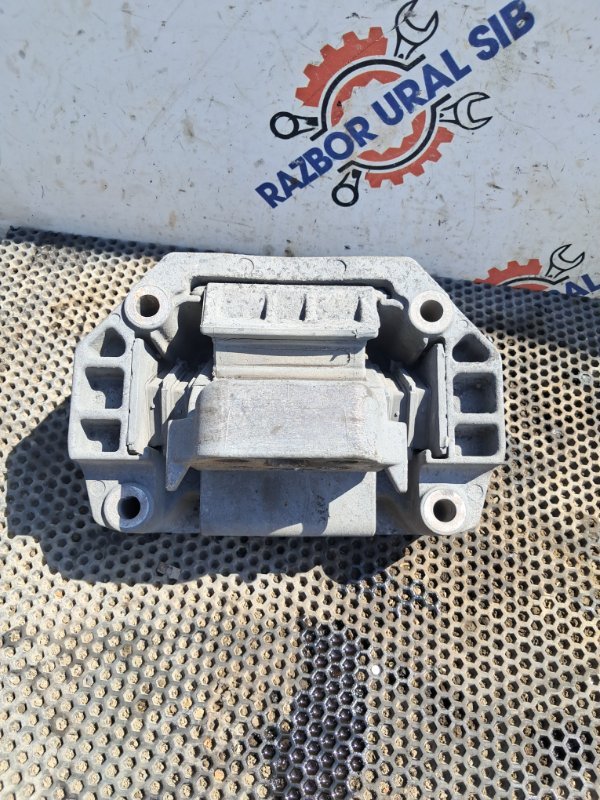 Опора кпп Scania P 440 DC 13 112 2018