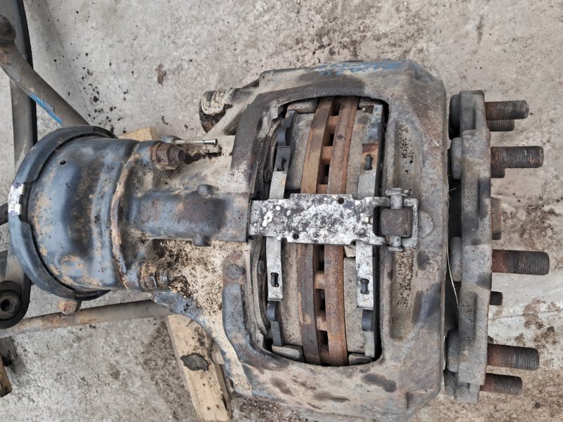 Суппорт дисковые тормоза Daf 105.460 MX 340 U1 460 Л 2014 передний правый