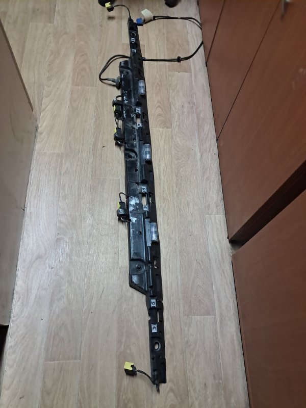 Кронштейн козырька Volvo Fh-Truck 4*2 D13C 2019