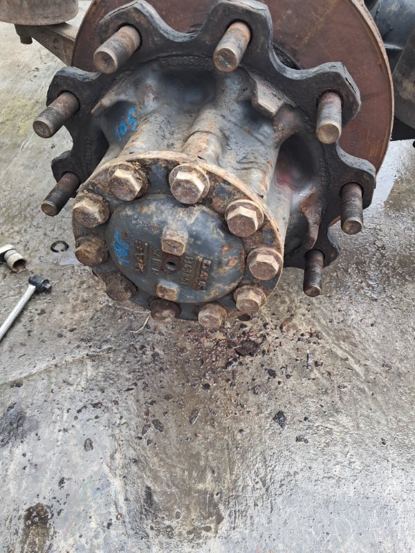 Ступица дисковые тормоза Daf 105.460 MX 340 U1 460 Л 2014 задняя правая