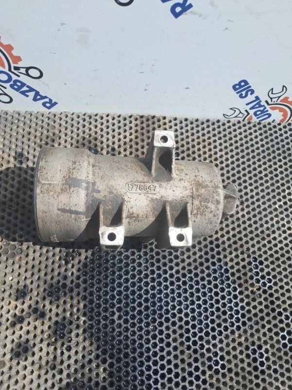 Корпус топливного фильтра scania R420 DC1215L01 6630406 2010 (б/у)