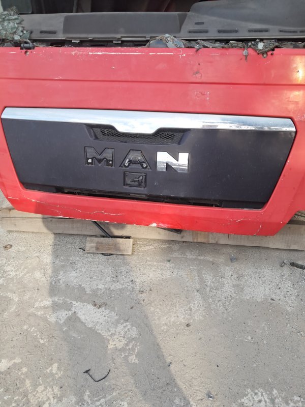 Решетка радиатора MAN Tgx 18.440 D 2066 LF 40 ДИЗЕЛЬ 2010 (б/у)