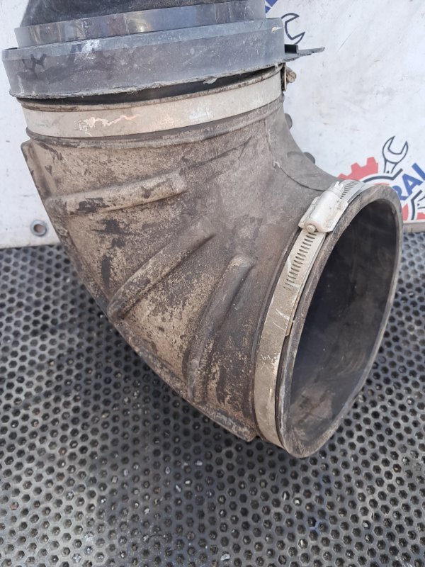 Патрубок воздушного фильтра Kamaz 5490-M 1840 549000 K 0024583 OM 457 LA 2019 (б/у)