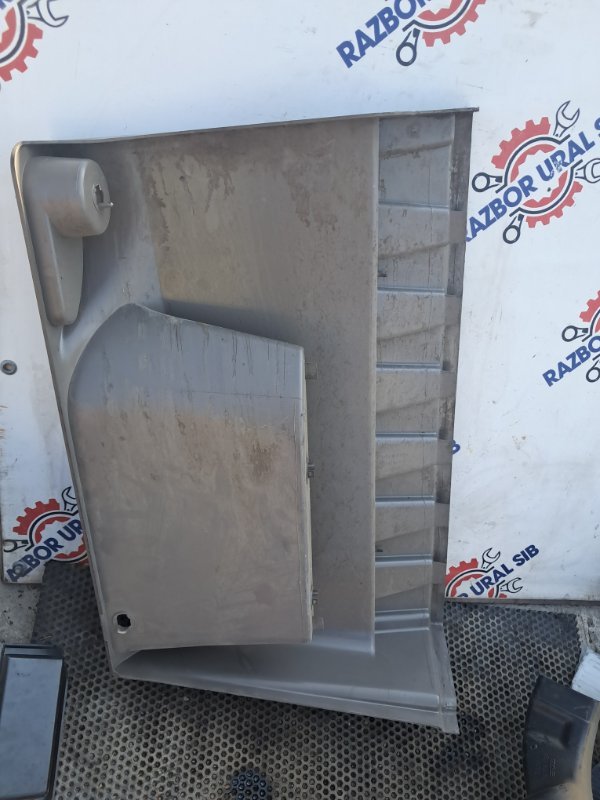 Бардачок салонный Daf 105.460 MX 340 U1 460 Л 2014 (б/у)
