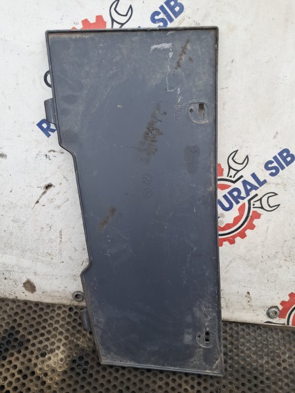 Полка вещевого ящика scania R440 DC13 102 L 01 8293736 2017 (б/у)
