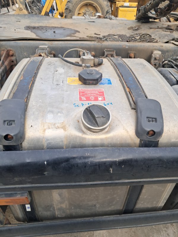 Топливный бак 300л Scania P440 DC13 102 L01 2012 (б/у)