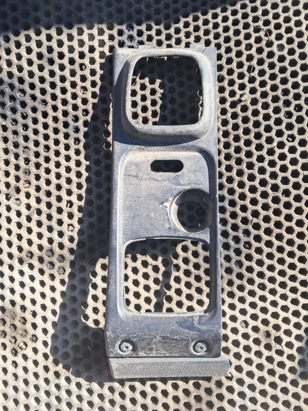 Крышка торпеды пластик scania R440 DC13 102 L 01 8293736 2017 (б/у)