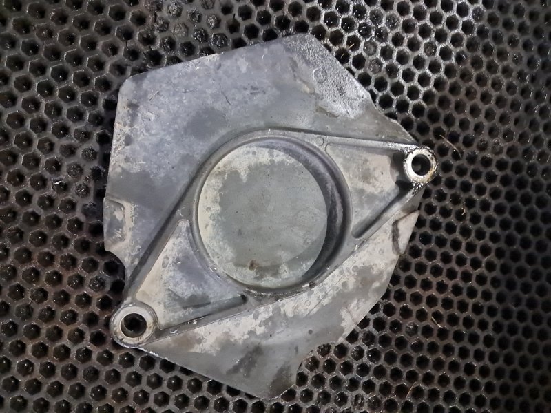 Крышка распредвала scania R420 DC1215L01 6630406 2010 (б/у)