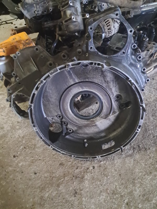 Кожух маховика scania p340 DC11 08 L02 340 HP EURO 3 2012г (б/у)