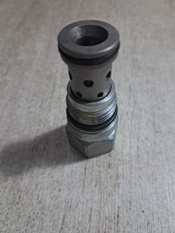 Клапан перепускной scania R420 DC1215L01 6630406 2010 (б/у)