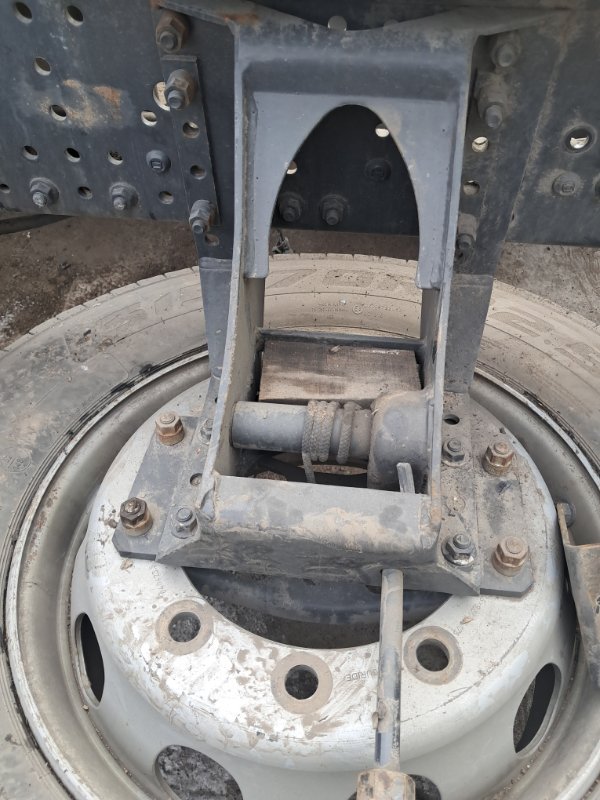 Кронштейн запасного колеса Iveco Stralis 008-278872 2021 (б/у)