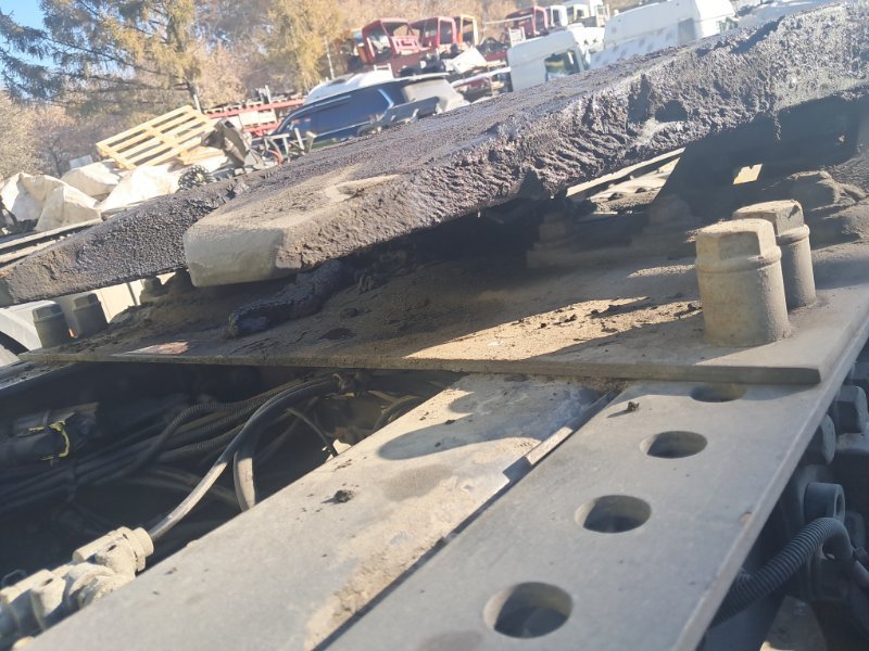 Плита под седло Scania R410 OC 13 101 L 01 2020 (б/у) Плита под седло Scania R410 OC 13 101 L 01 2020 (б/у)