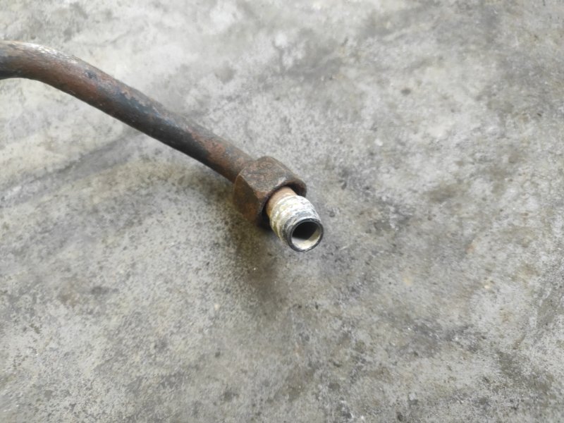 Трубка системы охлаждения R440 2013