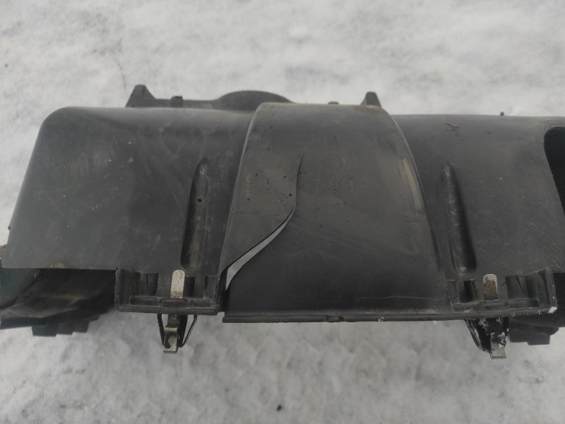 Шумоизоляция двигателя нижняя передняя Scania R440