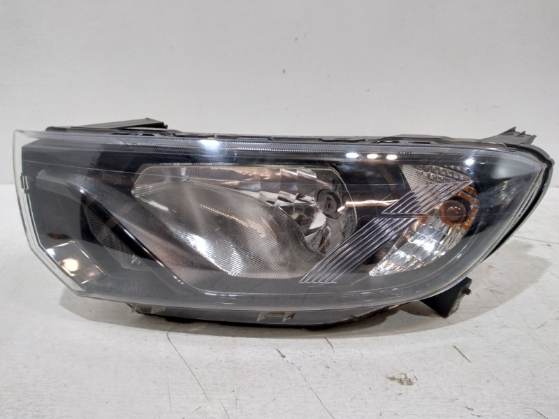 Запчасть фара передняя левая Lada Granta 2018- 21903711011 Б/У Фара передняя левая Lada Granta 2018- 21903711011 Б/У