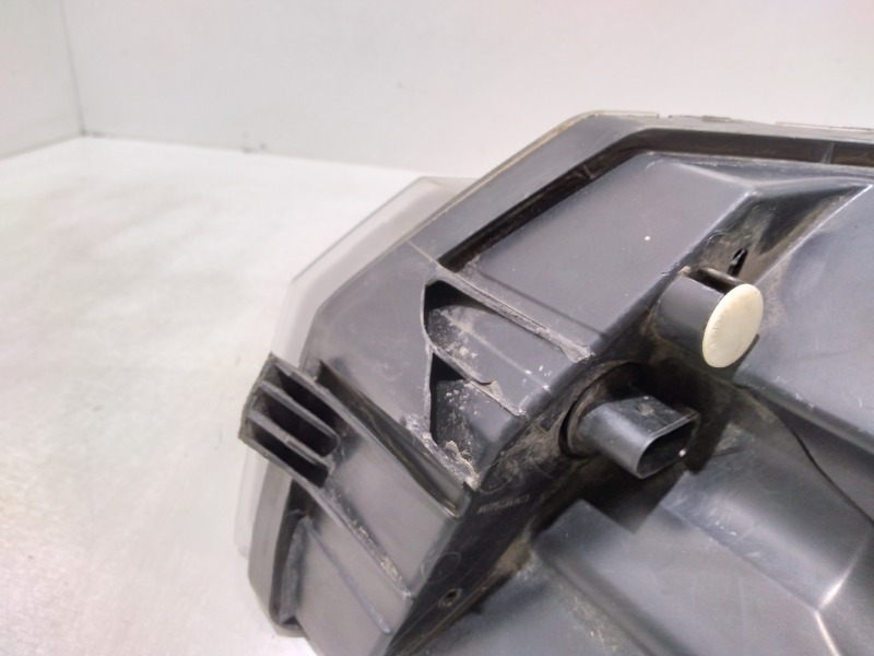 Фара передняя левая Granta 2018- Фара передняя левая Granta 2018-