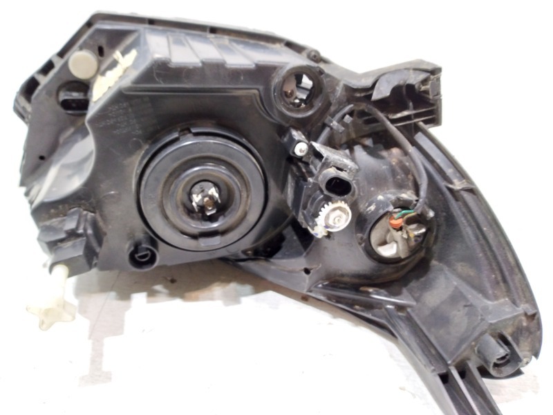 Фара передняя левая Granta 2018- Фара передняя левая Granta 2018-