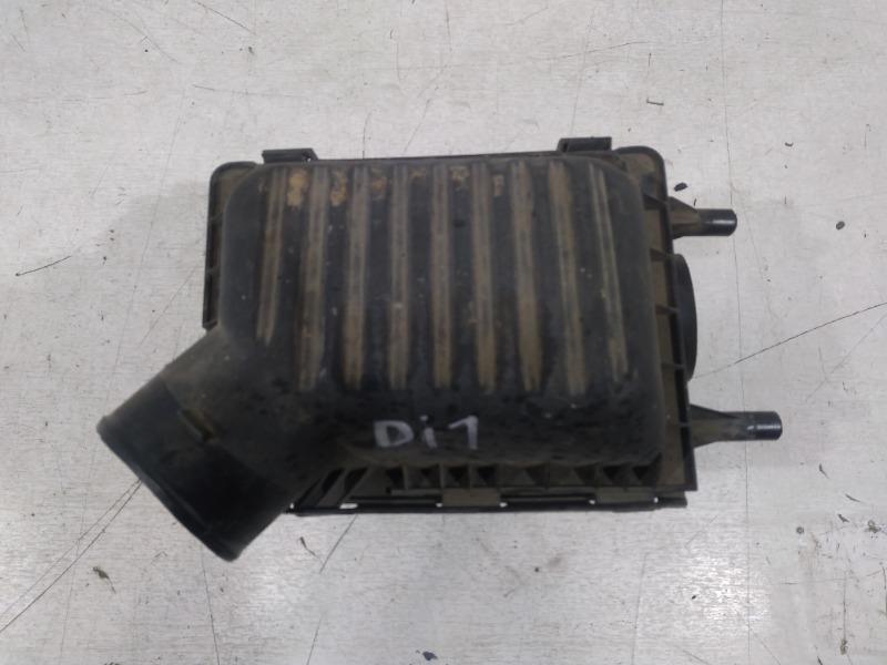 Корпус воздушного фильтра Dodge Intrepid 1997-2003 4591099AB Б/У