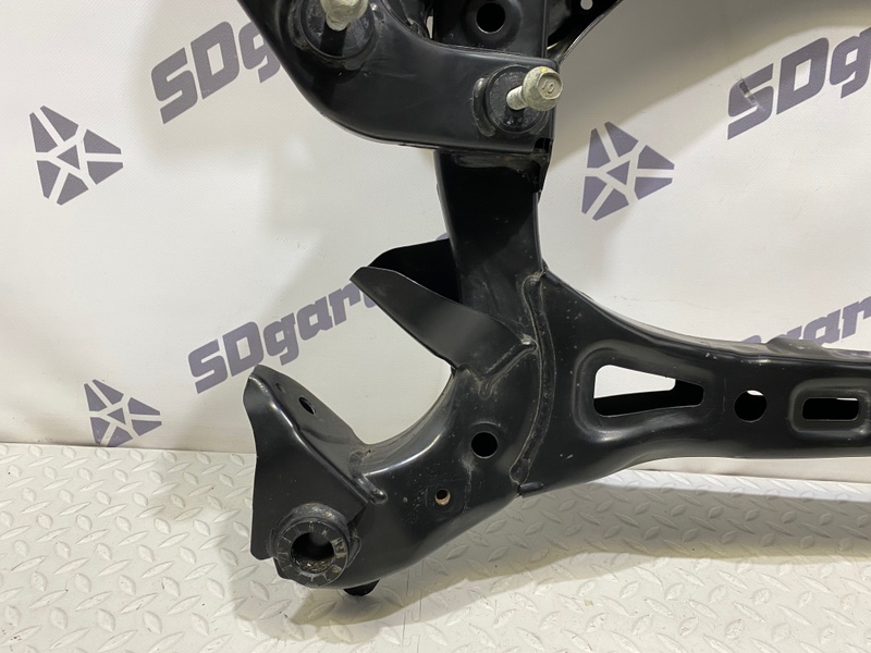 Подрамник передний Stinger 2019 1 3.3 GT 24V TURBO G6DP