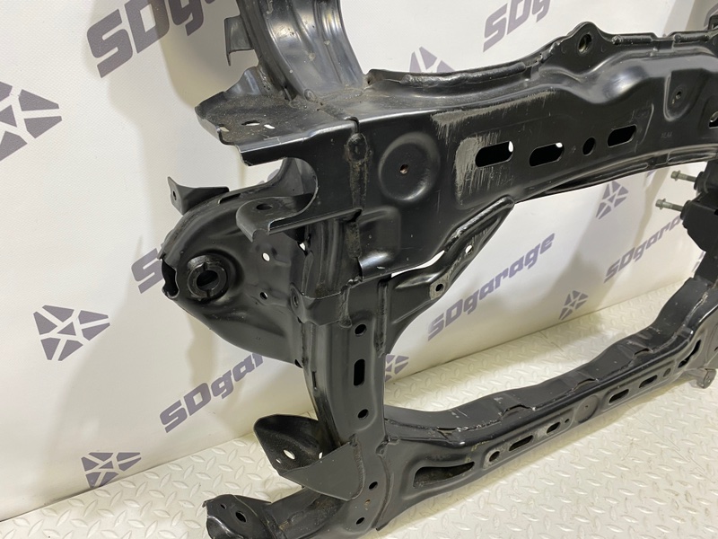 Подрамник передний Stinger 2019 1 3.3 GT 24V TURBO G6DP