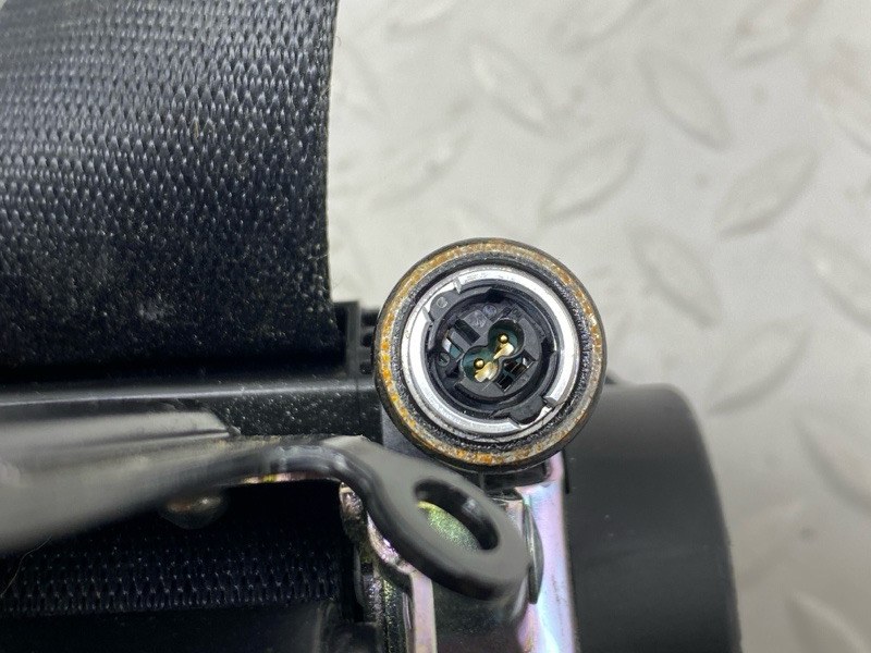 Ремень безопасности передний левый Taycan 2021 9J1 EBFA